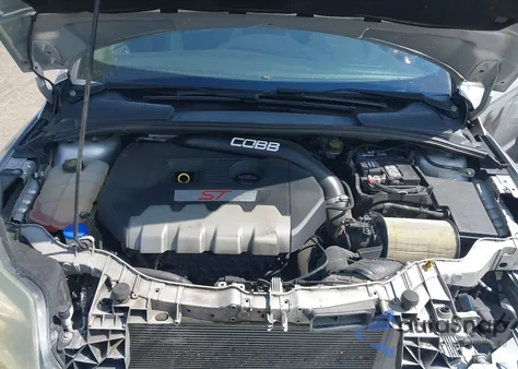 2014 Ford Focus St из США, поврежденный, VIN 1FADP3L94EL365639